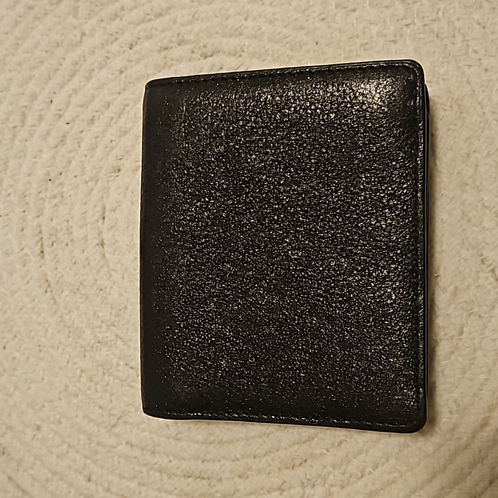 MK Wallet - Picture 2 of 5
